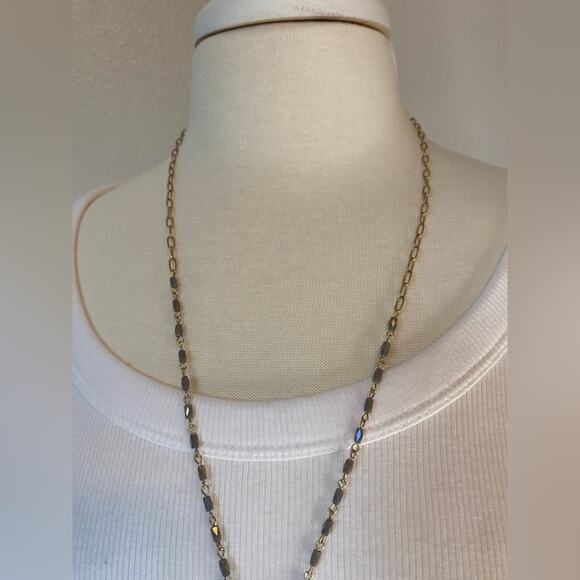 Plunder Women's Lilac Iridescent Beaded Gold Chain Pendant Necklace Simple Basic - Picture 2 of 7